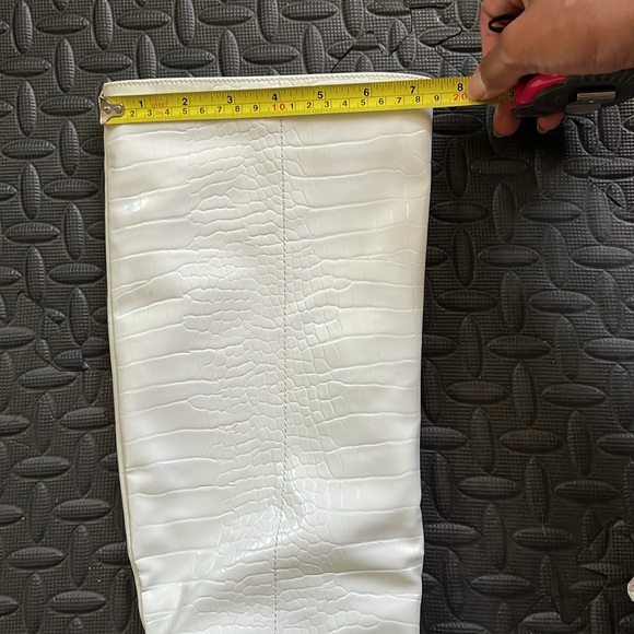 Knee High Faux Patent Leather Alligator boots - Picture 4 of 6